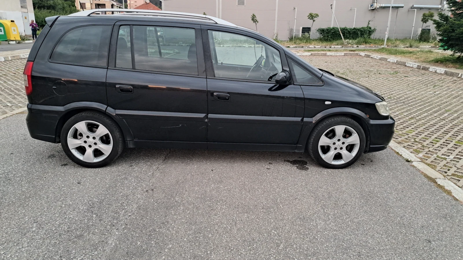 Opel Zafira 2.0DTI 101кс - Цяла за части, снимка 5 - Автомобили и джипове - 55676054