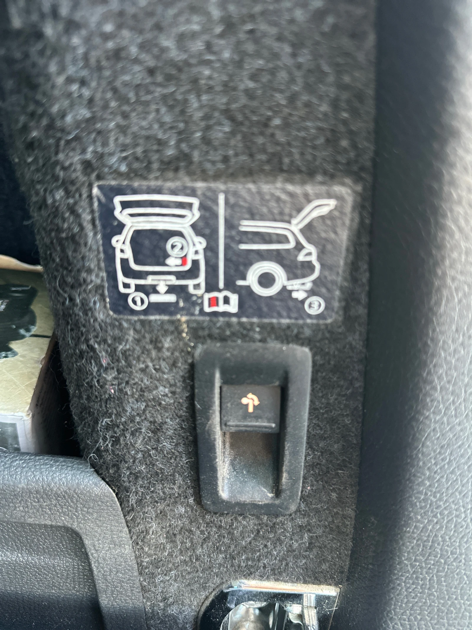 VW Passat  2.0 TDI 170 4motion  Rline, снимка 17 - Автомобили и джипове - 55696315