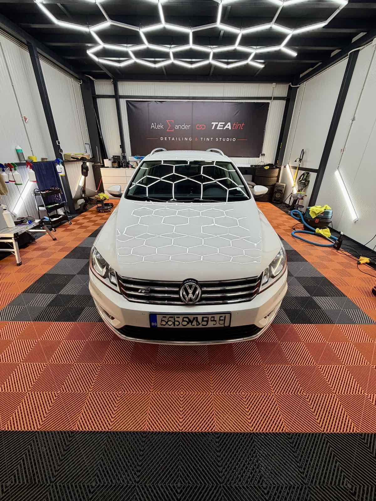 VW Passat  2.0 TDI 170 4motion  Rline, снимка 2 - Автомобили и джипове - 55696315