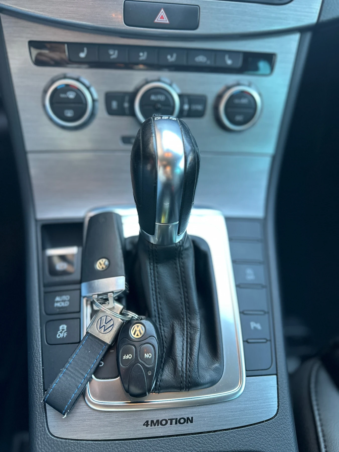 VW Passat  2.0 TDI 170 4motion  Rline, снимка 8 - Автомобили и джипове - 55696315