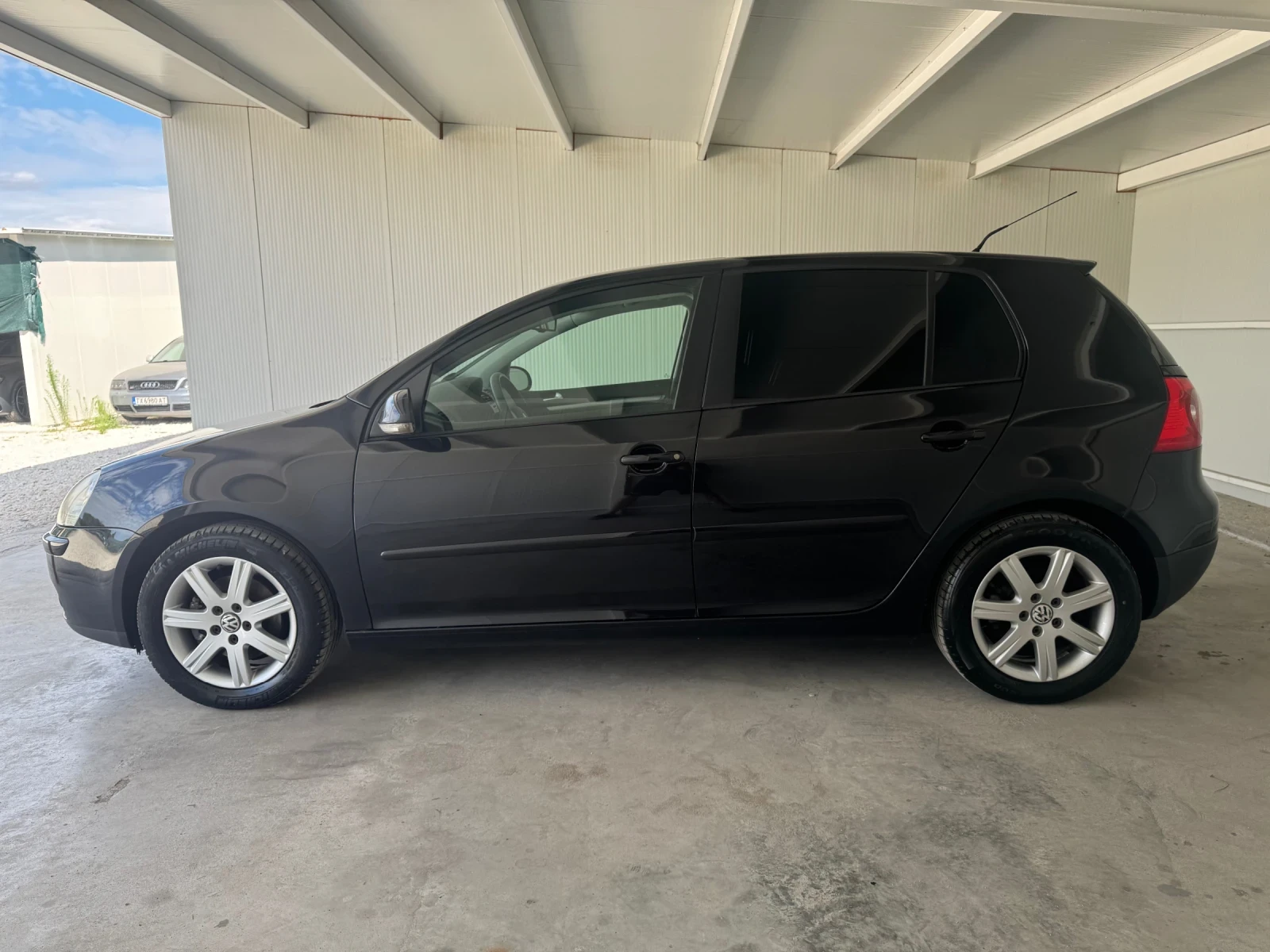 VW Golf 2.0-BMM-NAVI, снимка 3 - Автомобили и джипове - 55817806