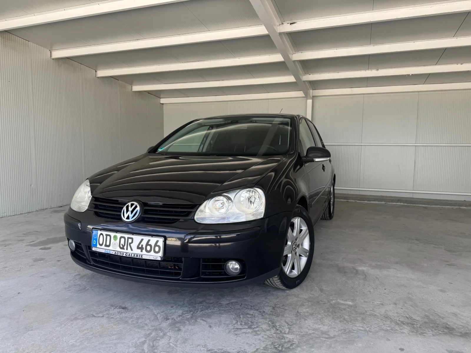 VW Golf 2.0-BMM-NAVI, снимка 2 - Автомобили и джипове - 55817806