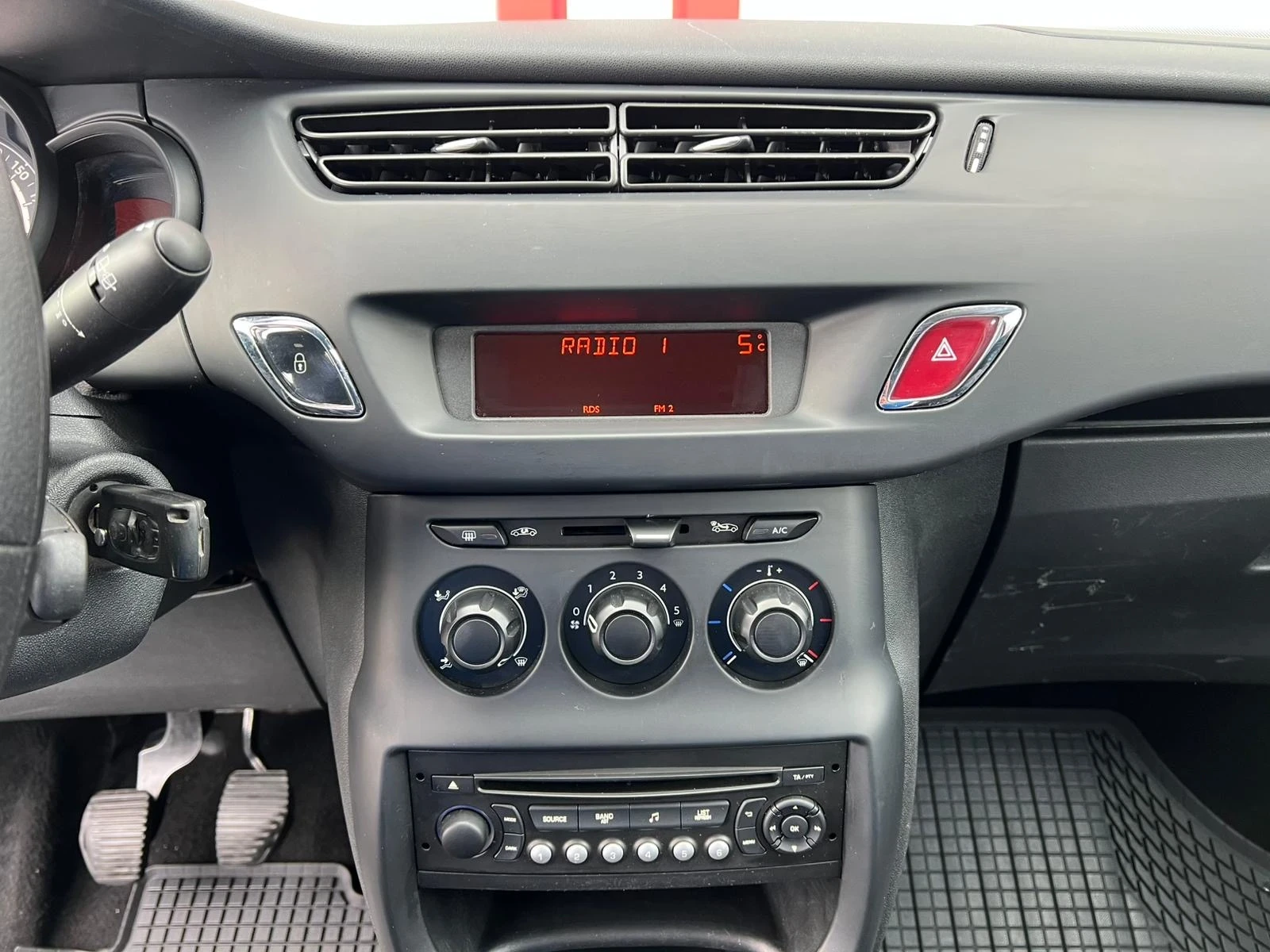 Citroen C3 1.0I KLIMATIK EVRO 6B, снимка 16 - Автомобили и джипове - 55825506