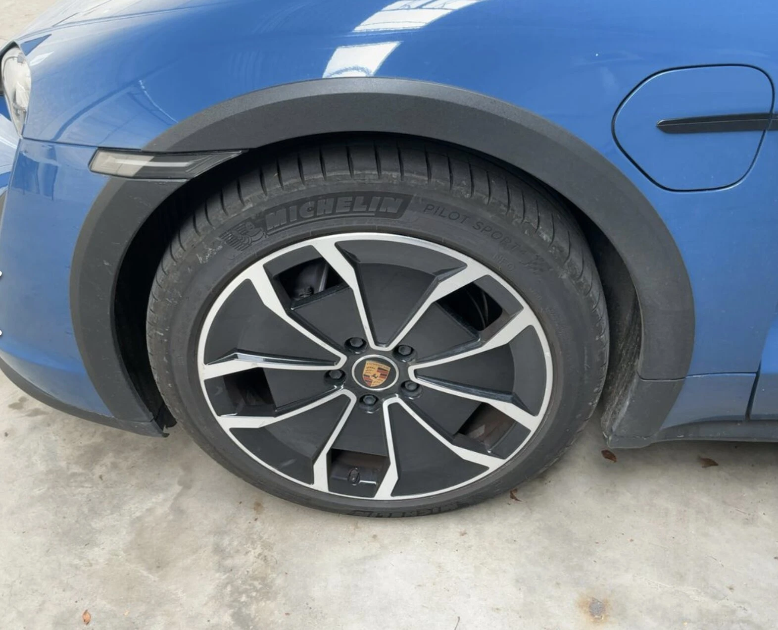 Porsche Taycan Cross Turismo 4 93.4 kWh Sport Chrono Pack | Mobile.bg � ����������� 10