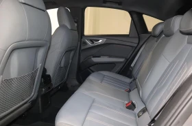 Audi Q4 50 E-TRON QUATTRO S-LINE MATRIX-LED CAM PANORAMA, снимка 11