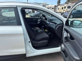Nissan Qashqai AWD CVT/CARFAX/ВТОРИ ГУМИ/ПОДГРЕВИ, снимка 11