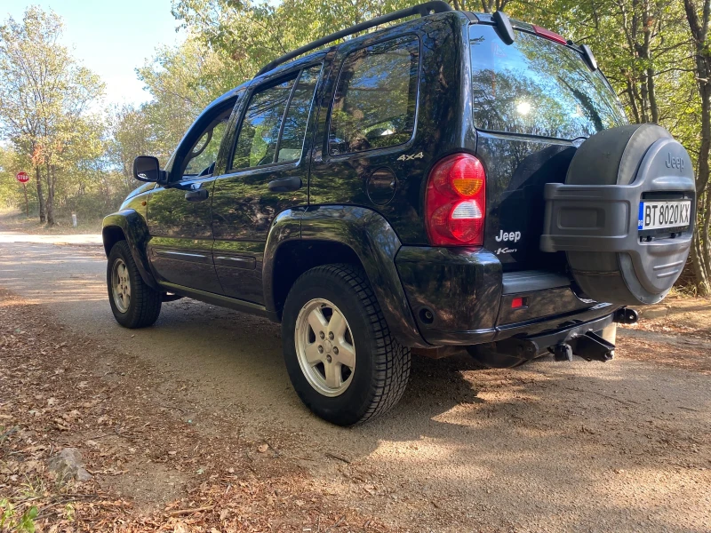 Jeep Cherokee, снимка 8 - Автомобили и джипове - 46877954