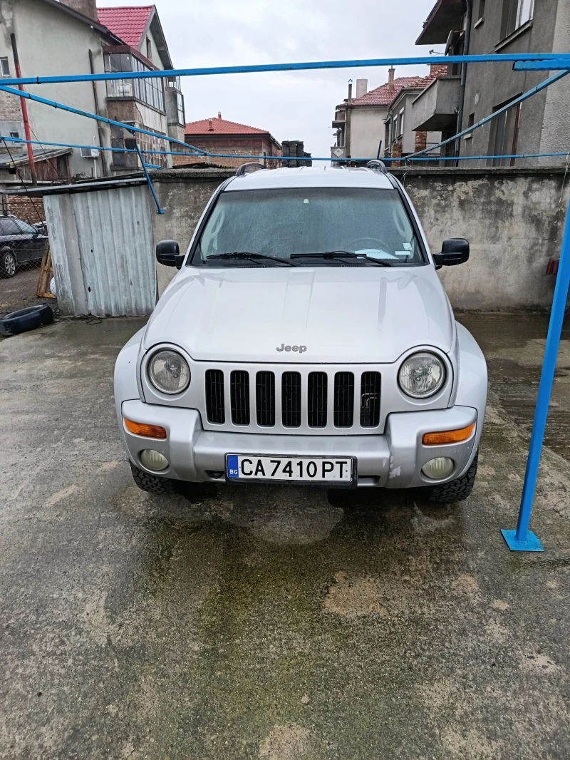 Jeep Cherokee, снимка 2 - Автомобили и джипове - 49553667