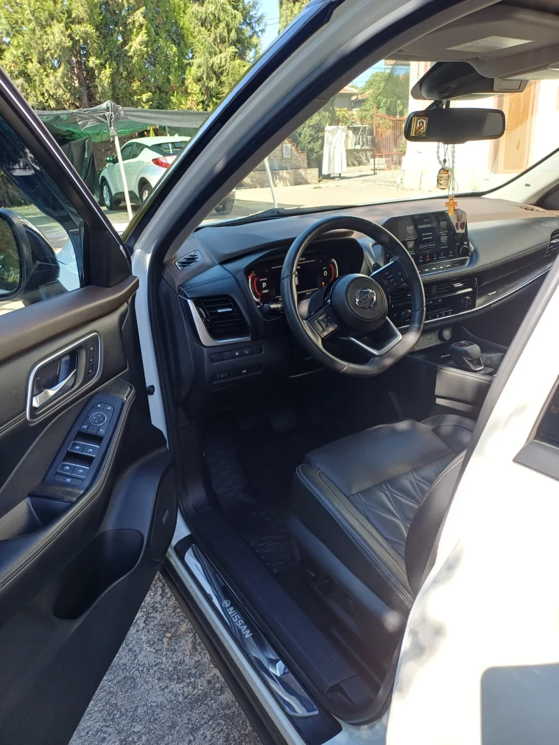 Nissan Rogue Платинум , снимка 9 - Автомобили и джипове - 51768600