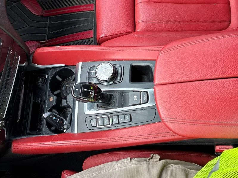 BMW X6 * xDrive35i * HUD * 360 * PANO * М ПАКЕТ, снимка 11 - Автомобили и джипове - 55602761