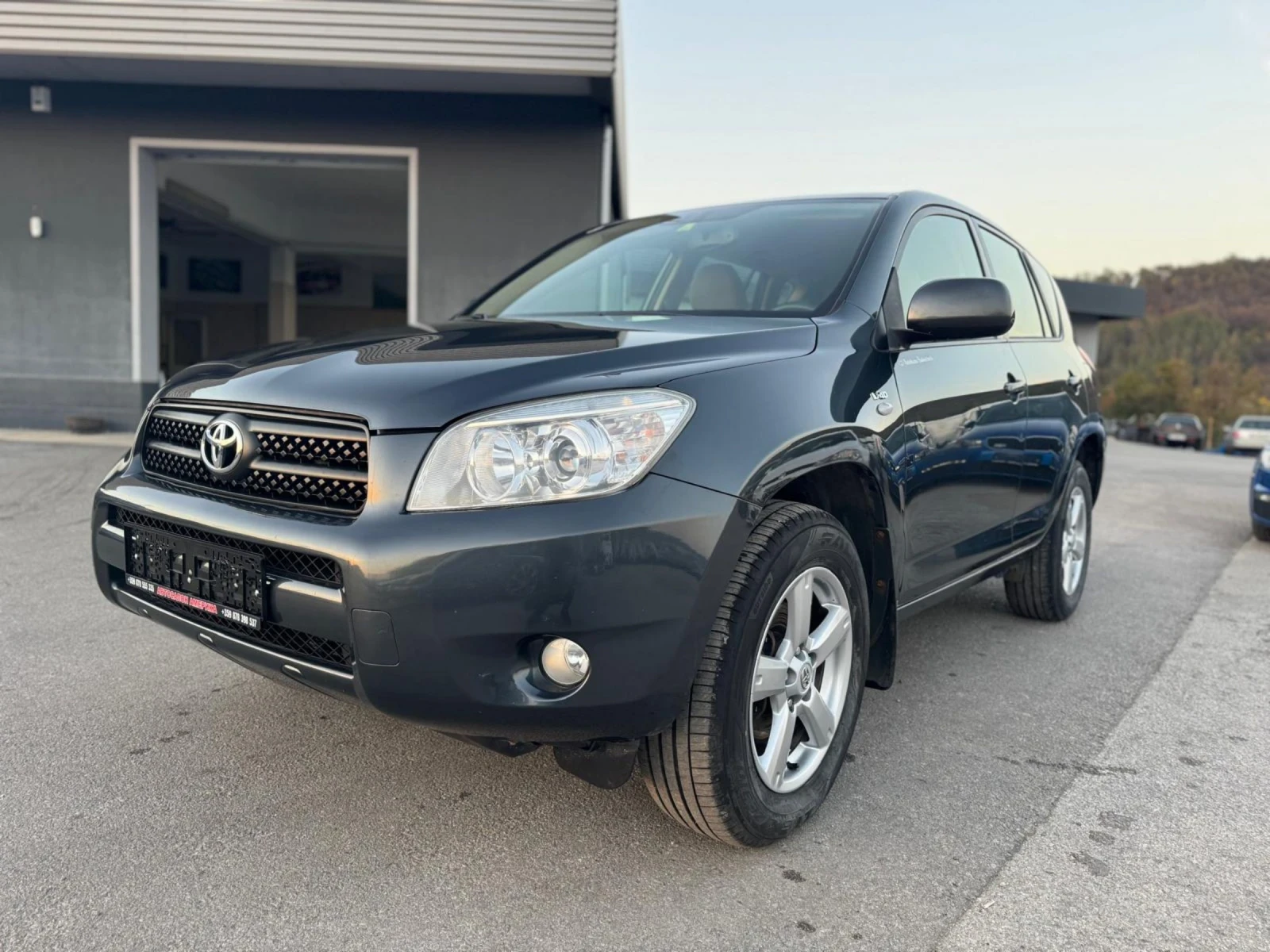 Toyota Rav4 2, 2D-4D - изображение 3