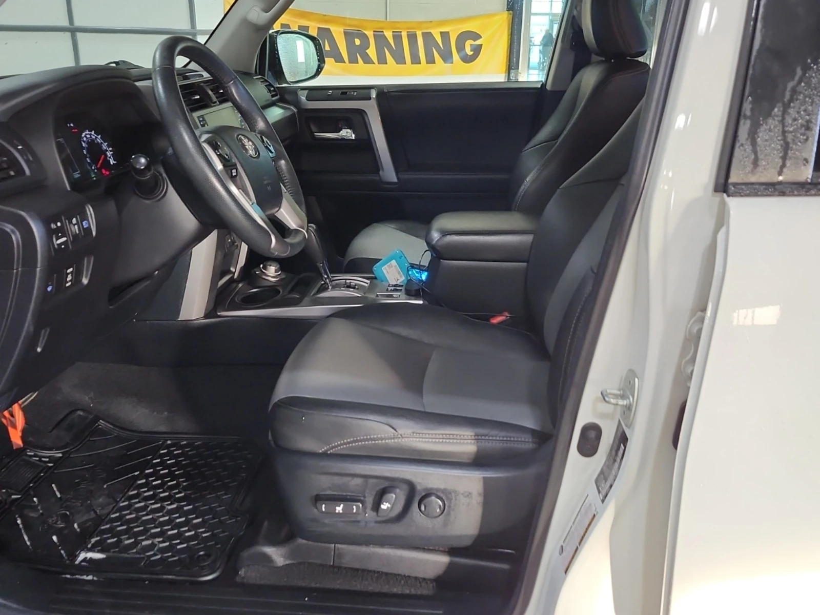 Toyota 4runner TRD/CAMERA/NAVI/4.0 - изображение 7