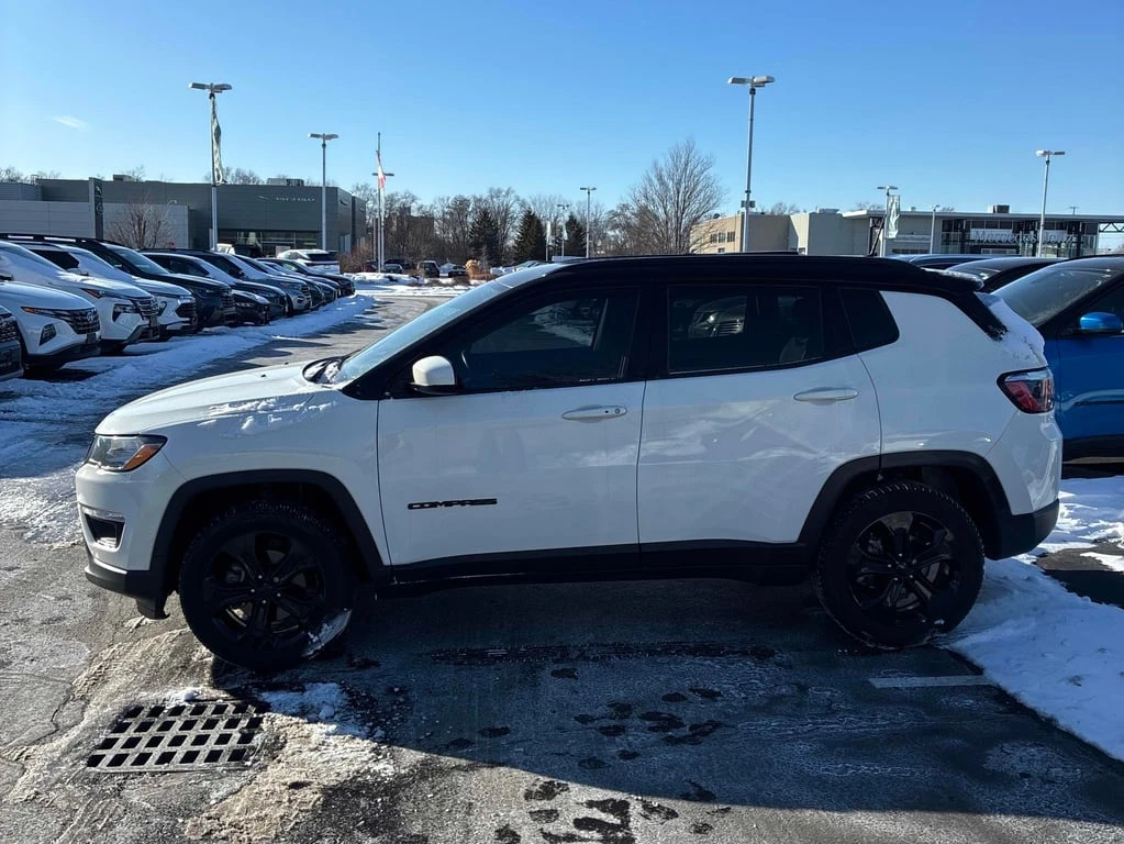 Jeep Compass * Altitude * CARFAX * БЕЗ ПЪРВОНАЧАЛНА ВНОСКА - изображение 2