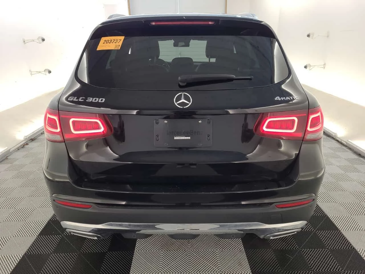 Mercedes-Benz GLC 300 /DISTRONIC/360/CARFAX/NAVI/PANO, снимка 6 - Автомобили и джипове - 53953942