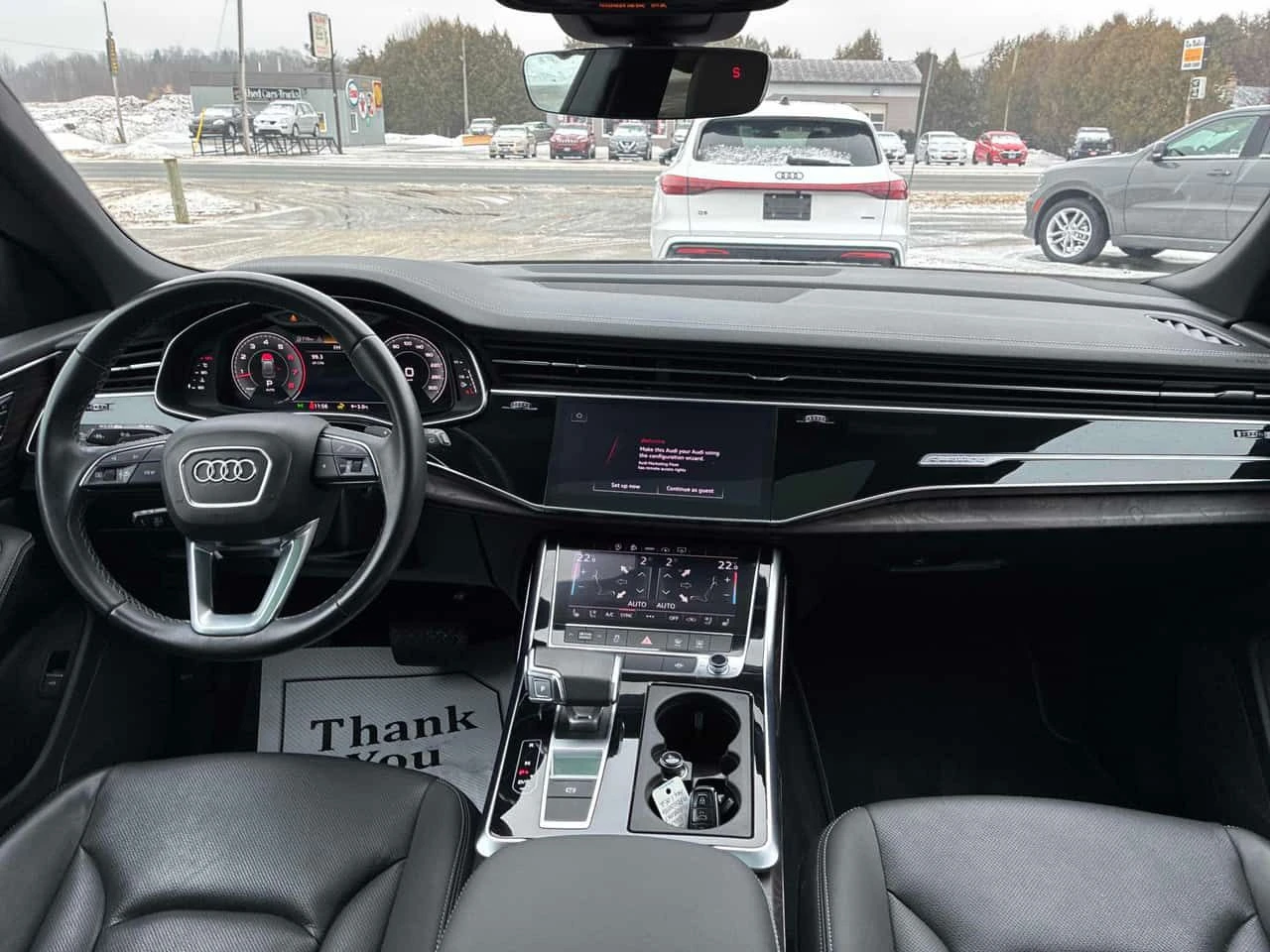 Audi Q8 Progressiv  CARFAX, снимка 11 - Автомобили и джипове - 54323850