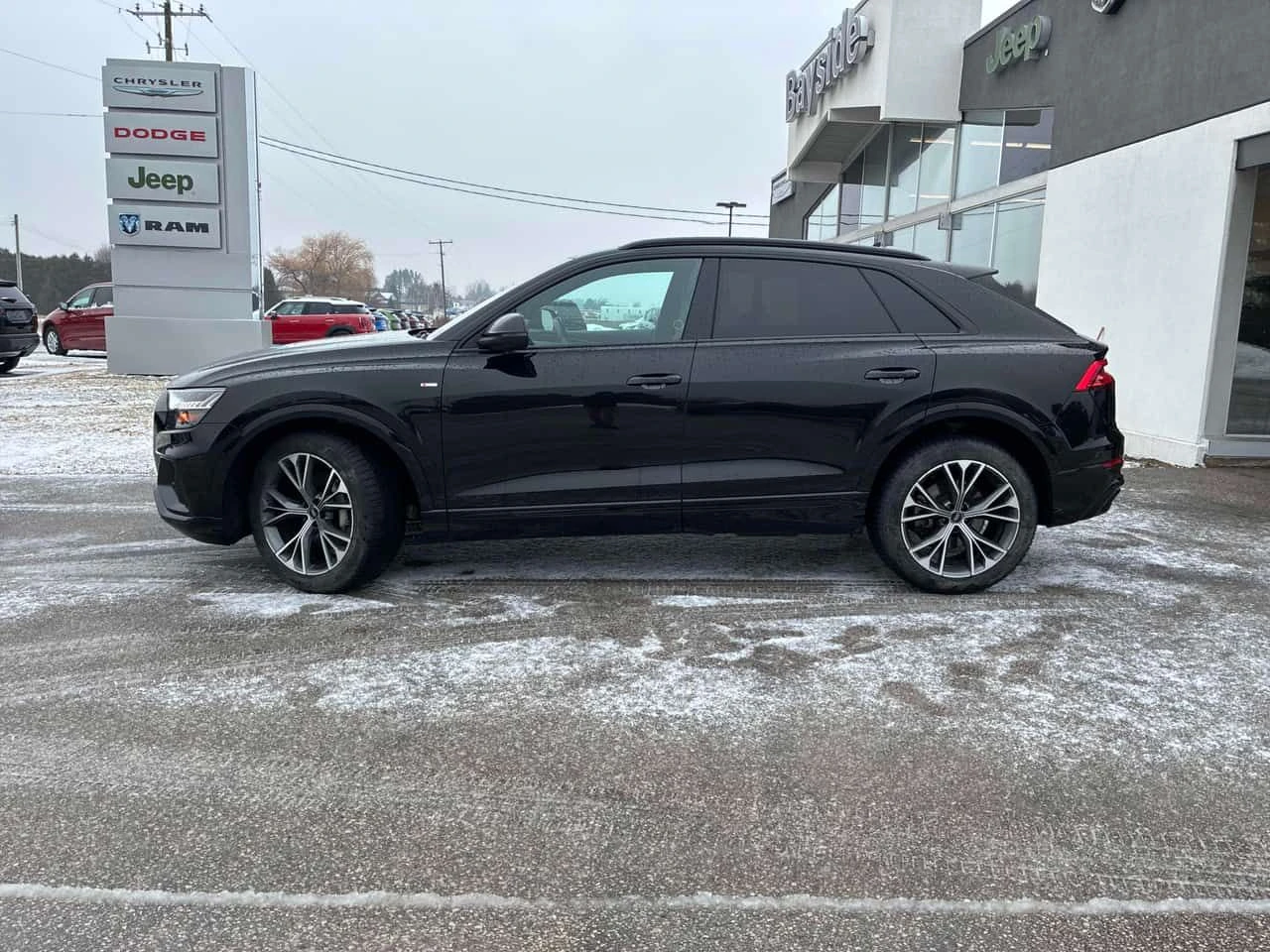 Audi Q8 Progressiv  CARFAX, снимка 2 - Автомобили и джипове - 54323850