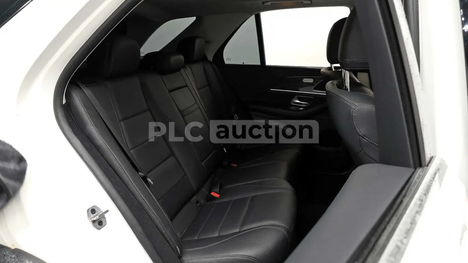 Mercedes-Benz GLE 300 ДИСТРОНИК * ОБДУХВАНЕ * HEAD-UP * PANO, снимка 11 - Автомобили и джипове - 55032979