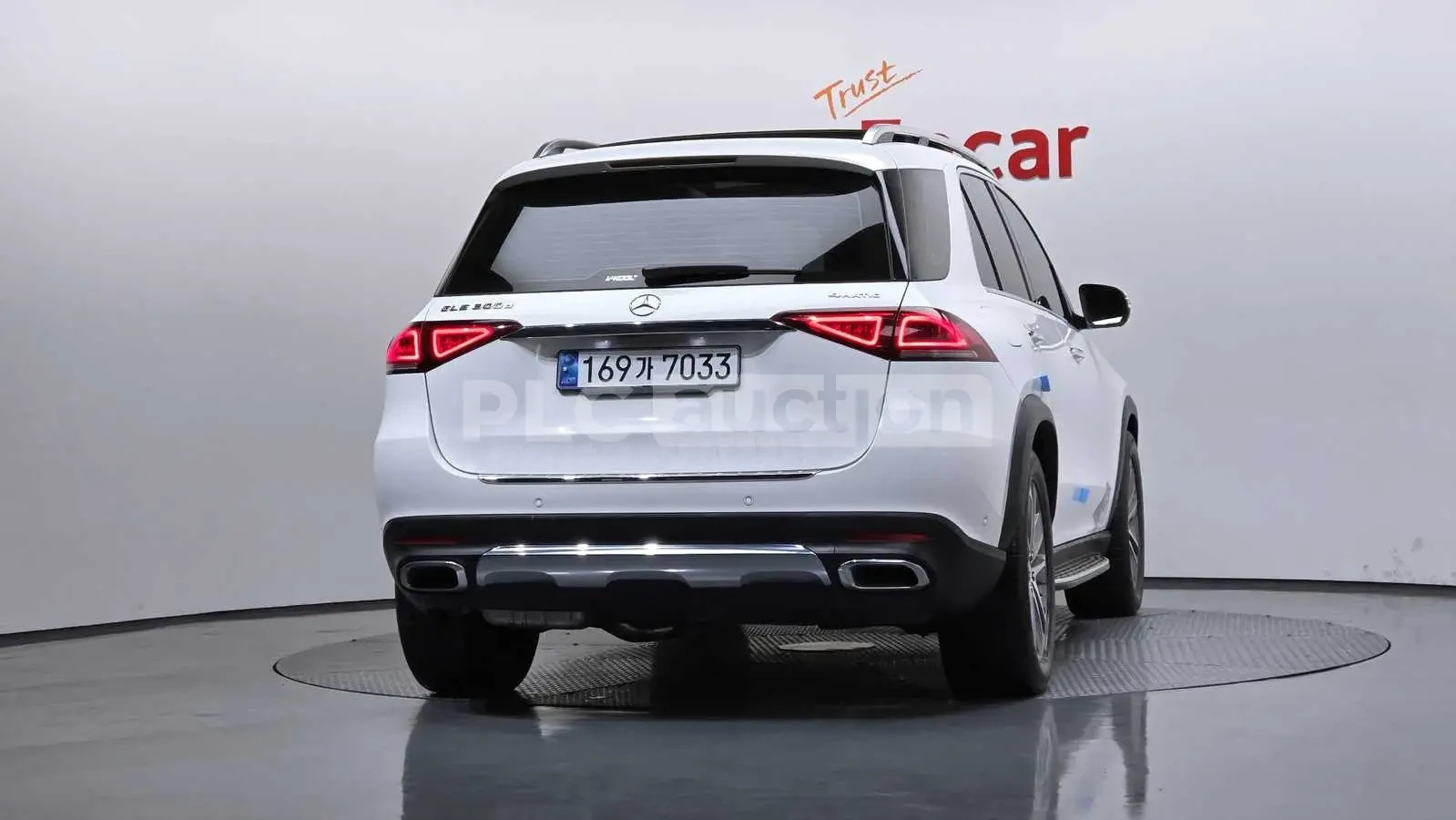 Mercedes-Benz GLE 300 ДИСТРОНИК * ОБДУХВАНЕ * HEAD-UP * PANO, снимка 4 - Автомобили и джипове - 55032979