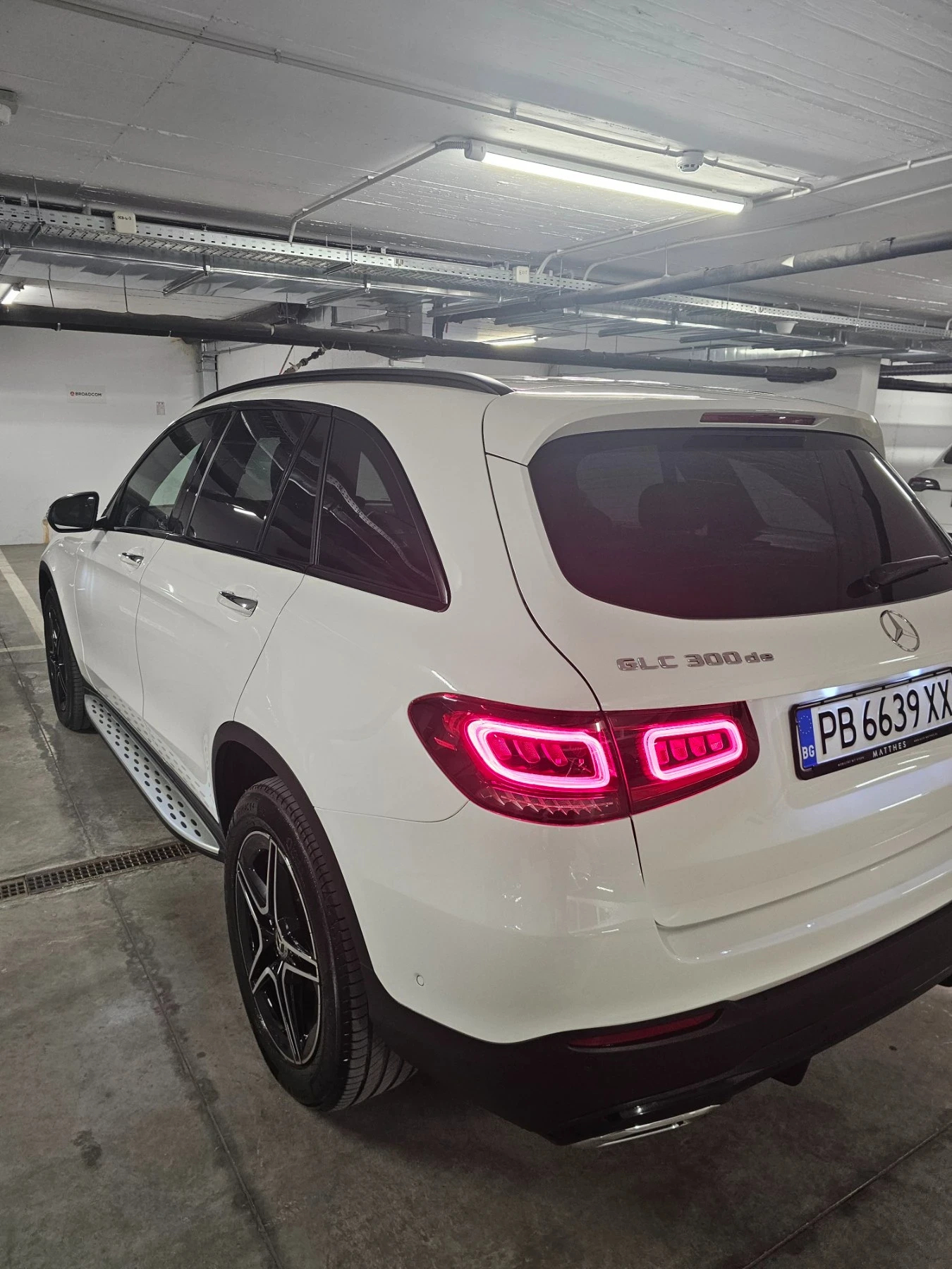 Mercedes-Benz GLC 300 de, plug in hybrid, AMG, снимка 6 - Автомобили и джипове - 55153131