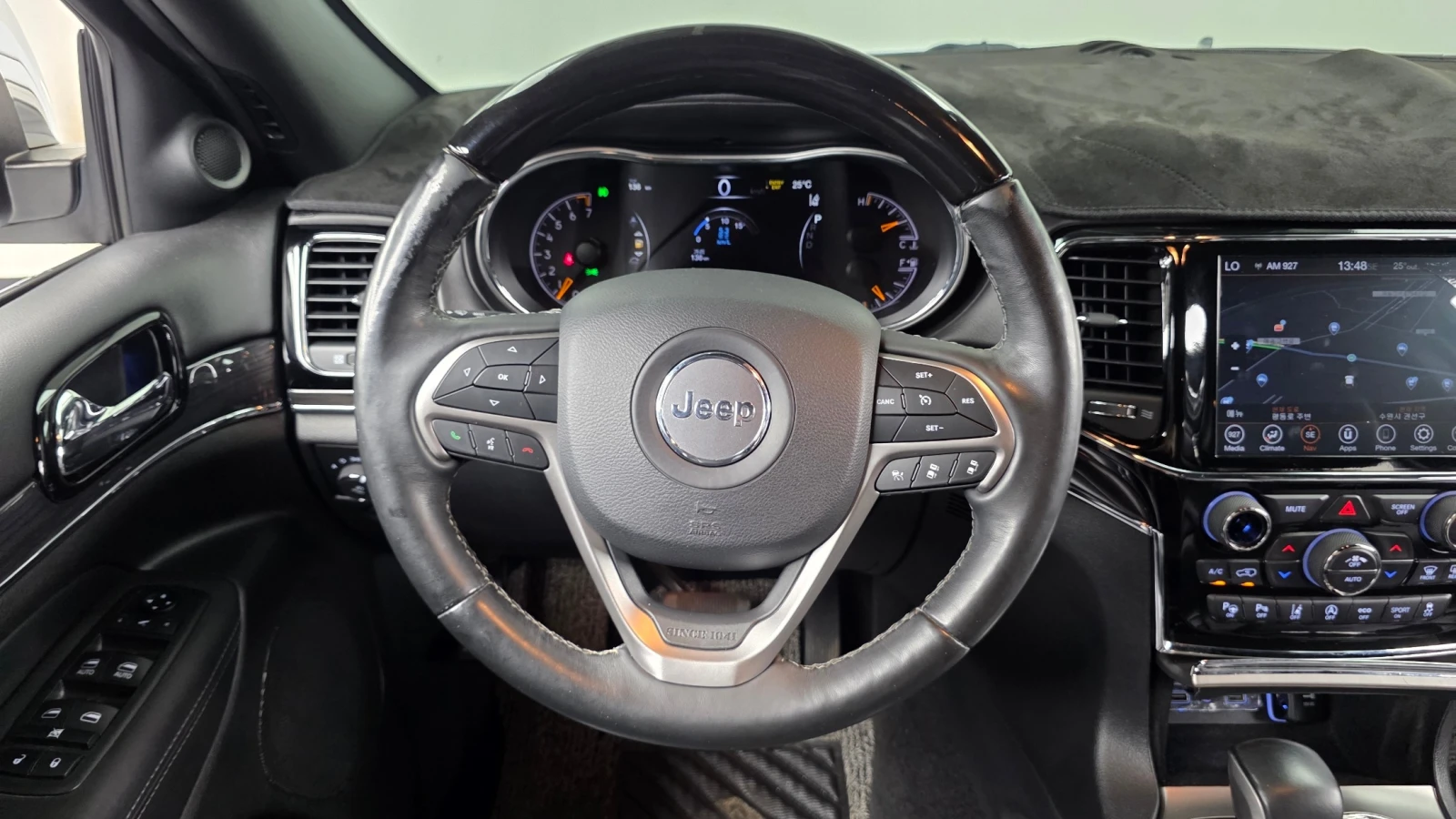 Jeep Grand cherokee 3, 6 Overland, снимка 12 - Автомобили и джипове - 55258694