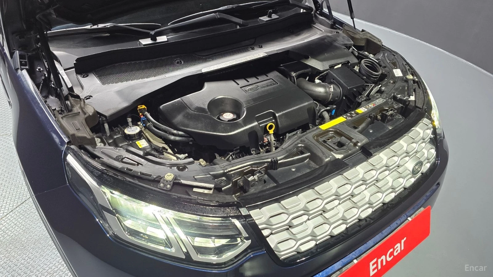 Land Rover Discovery Sport* D150S* КОЖА* ПОДГРЕВ* ПАНОРАМА* КАМЕРА* , снимка 5 - Автомобили и джипове - 55691567