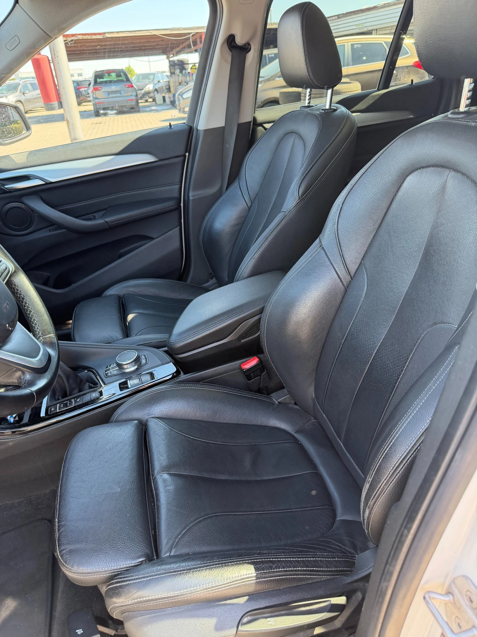 BMW X1 1.8 xDrive Sport Line AVTOMAT/PANPRAMA/KOJA/NAVI  , снимка 12 - Автомобили и джипове - 56130995