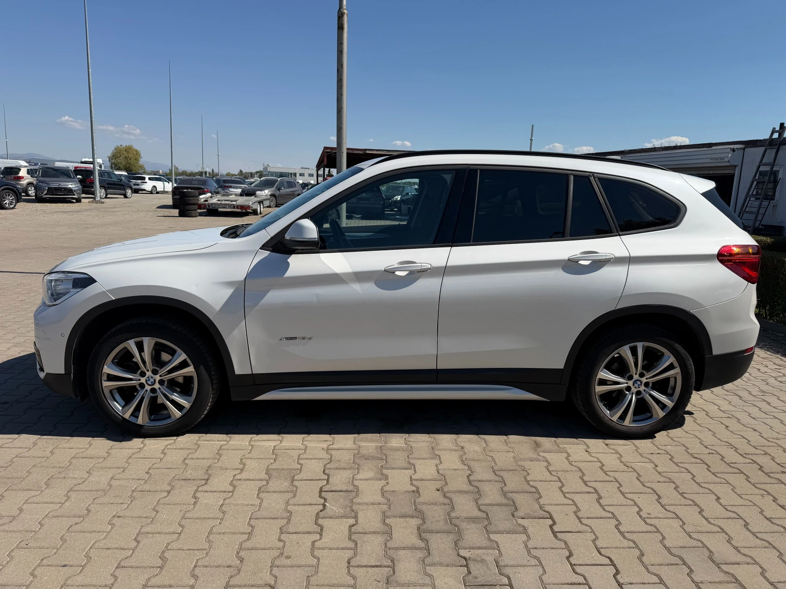 BMW X1 1.8 xDrive Sport Line AVTOMAT/PANPRAMA/KOJA/NAVI  , снимка 9 - Автомобили и джипове - 56130995