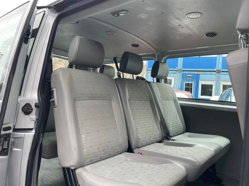 VW T5 2,0 TDi, снимка 8 - Бусове и автобуси - 39509667