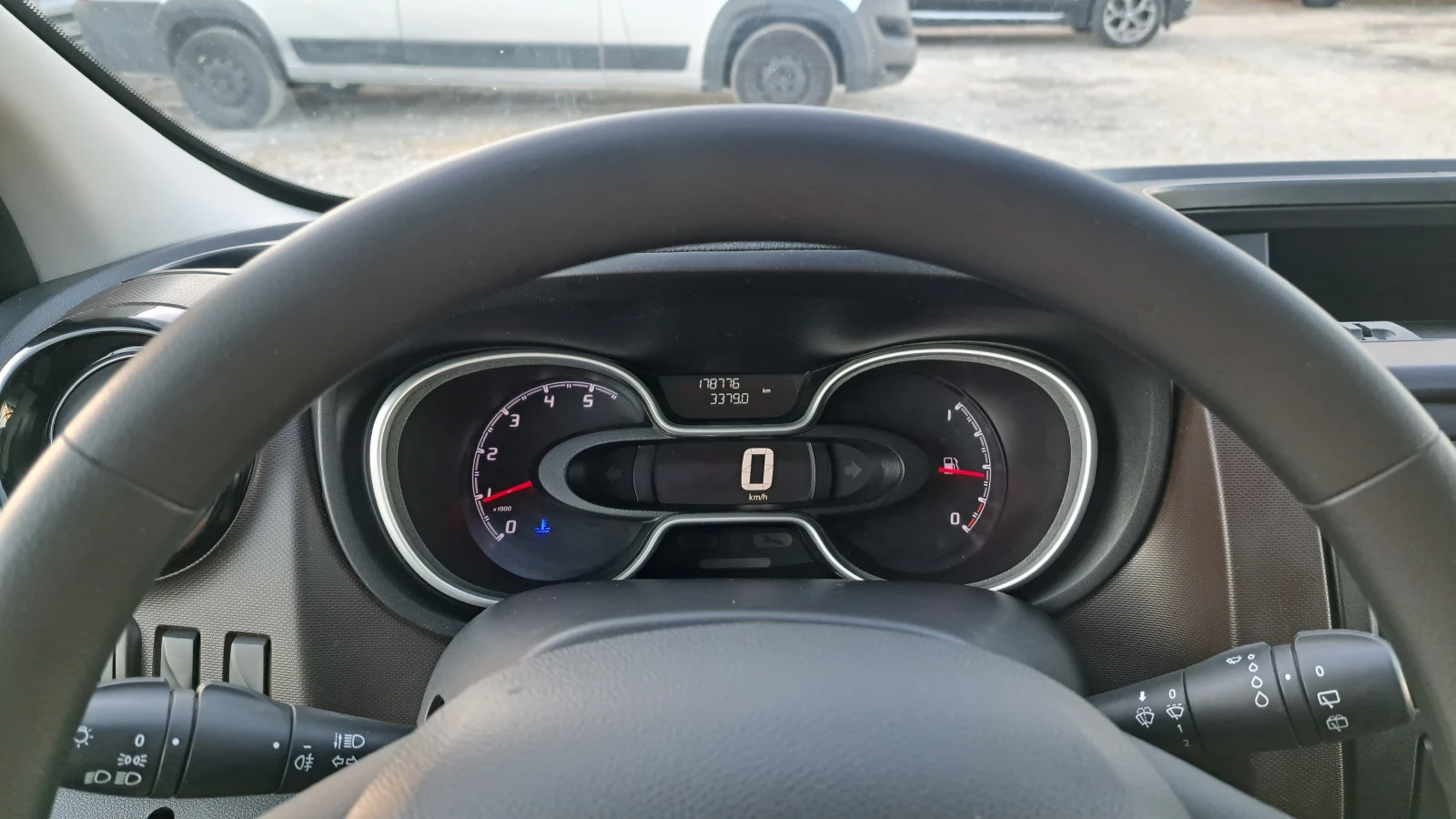 Renault Trafic 1.6DCI-125PS/178000км!!!КЛИМАТИК/LED/EURO6, снимка 11 - Бусове и автобуси - 55993979