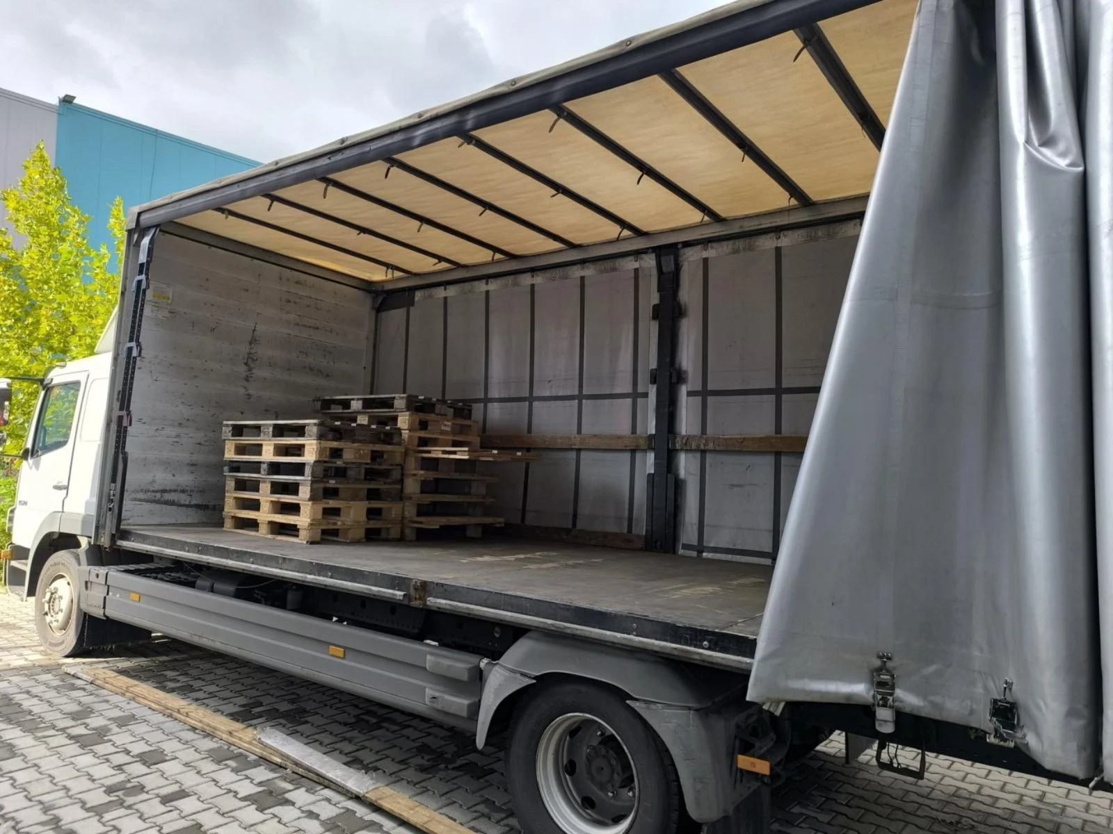 Mercedes-Benz Atego  - изображение 6