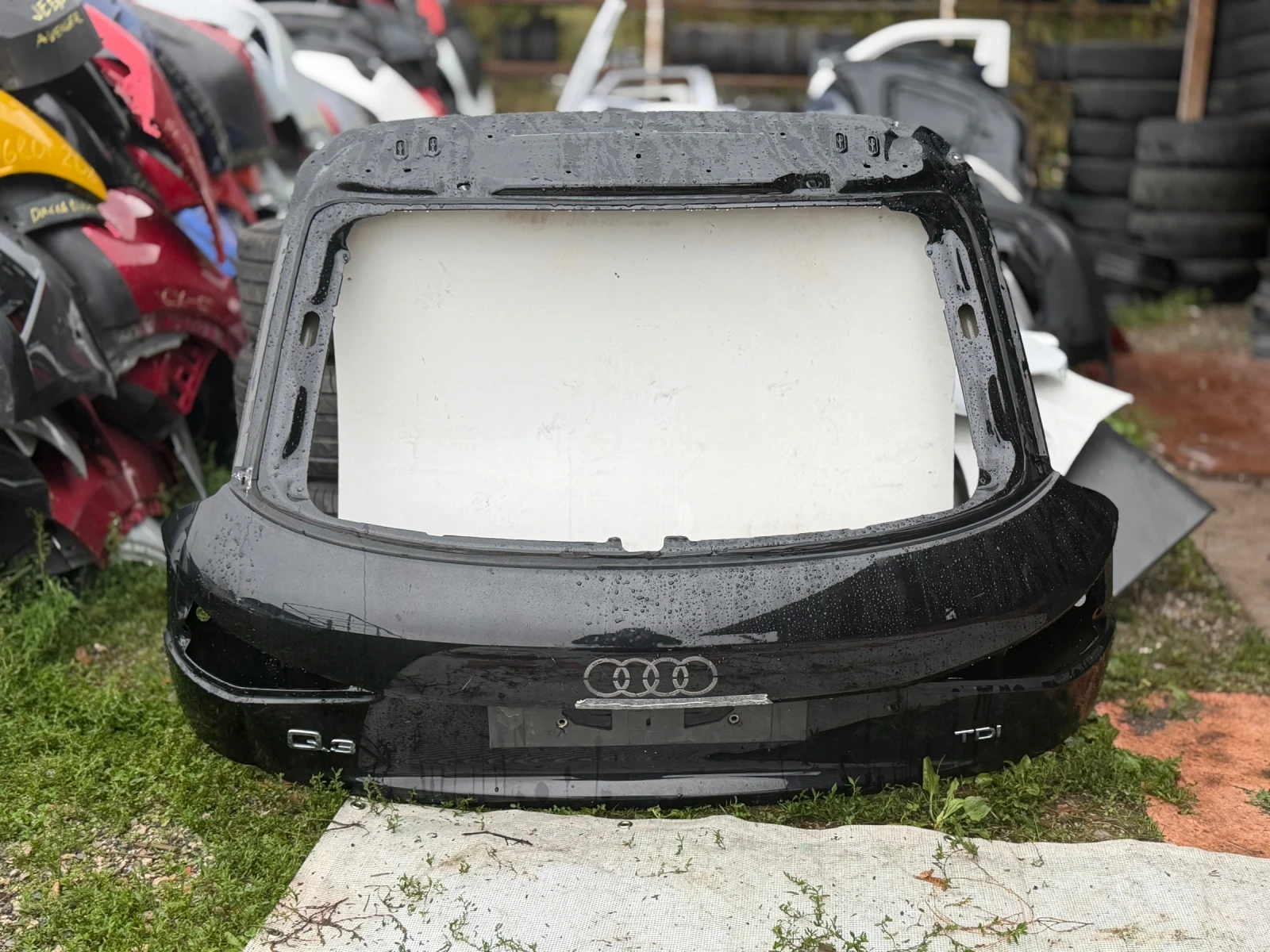 Заден капак багажник Audi Q3