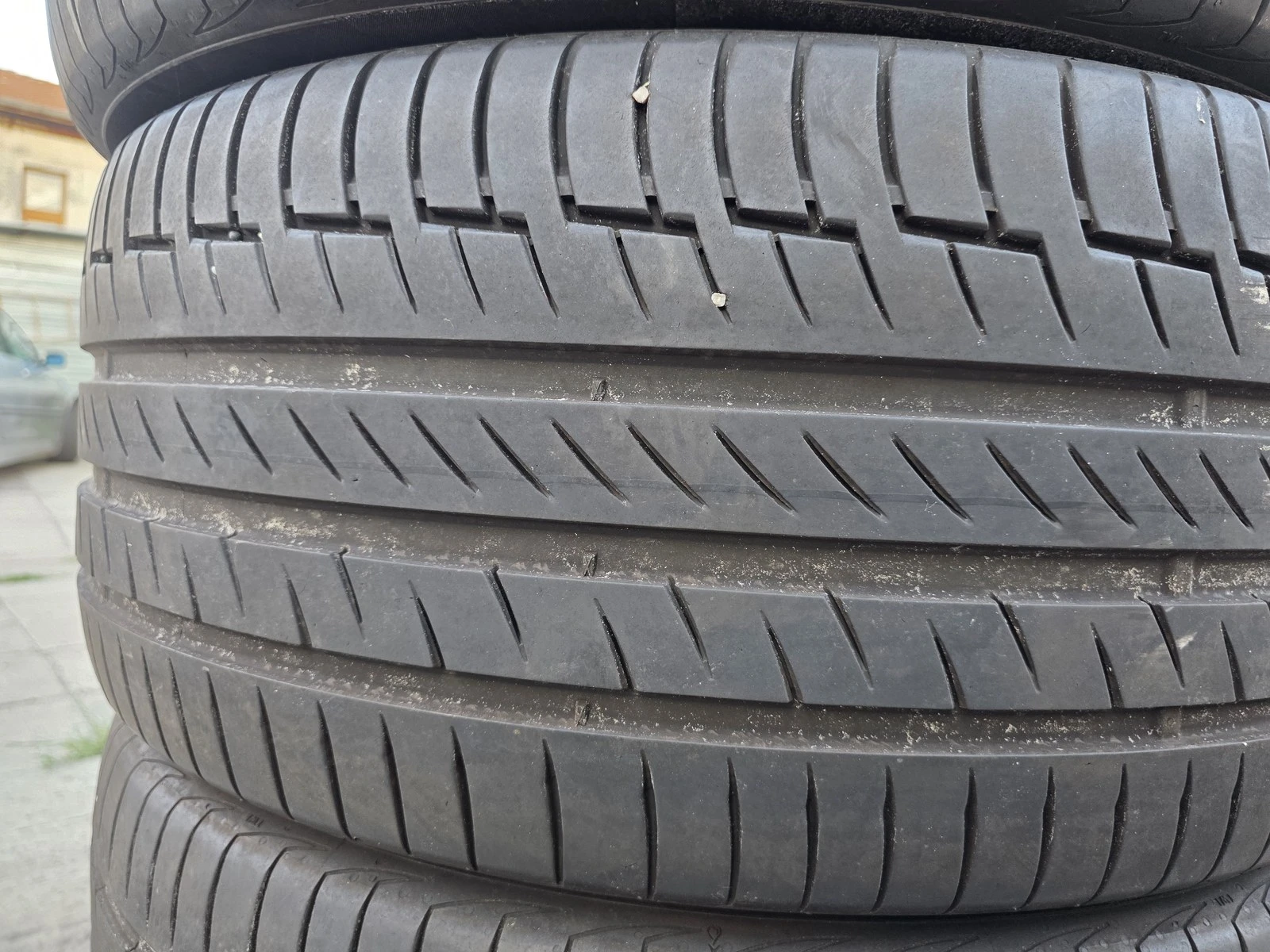 Гуми Летни 275/40R21