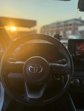 Обява за продажба на Toyota Yaris ~23 599 лв. - изображение 4