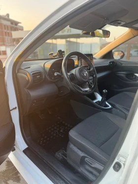 Обява за продажба на Toyota Yaris ~23 599 лв. - изображение 5
