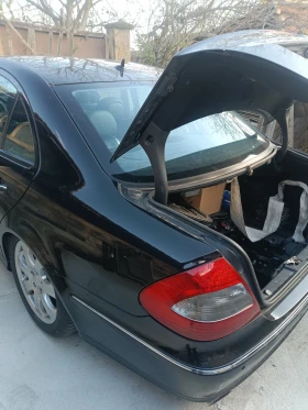 Mercedes-Benz E 280, снимка 17