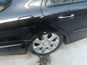 Mercedes-Benz E 280, снимка 13