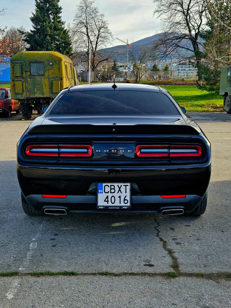 Dodge Challenger, снимка 9 - Автомобили и джипове - 45973073