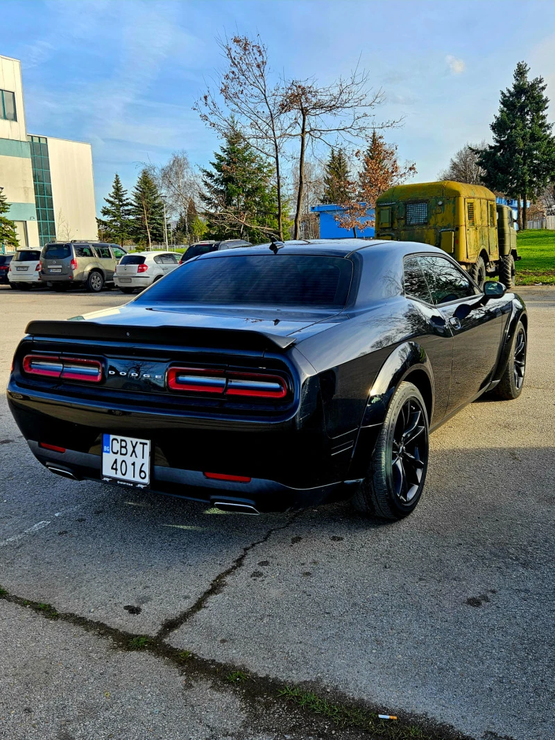 Dodge Challenger, снимка 8 - Автомобили и джипове - 45973073