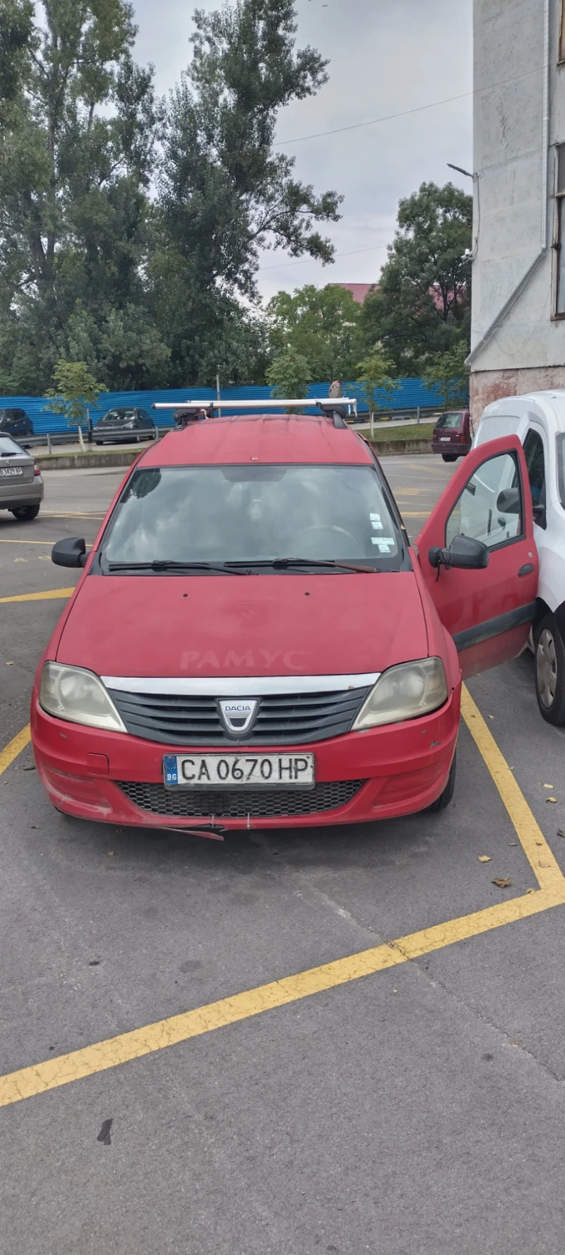 Dacia Logan 1.5, снимка 1 - Автомобили и джипове - 46977207