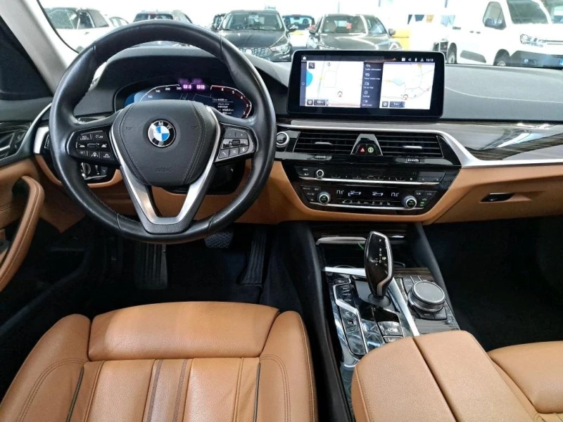 BMW 520 High Executive, снимка 2 - Автомобили и джипове - 47462452