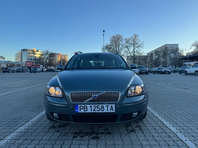 Volvo V50 2.0, снимка 3 - Автомобили и джипове - 49475629