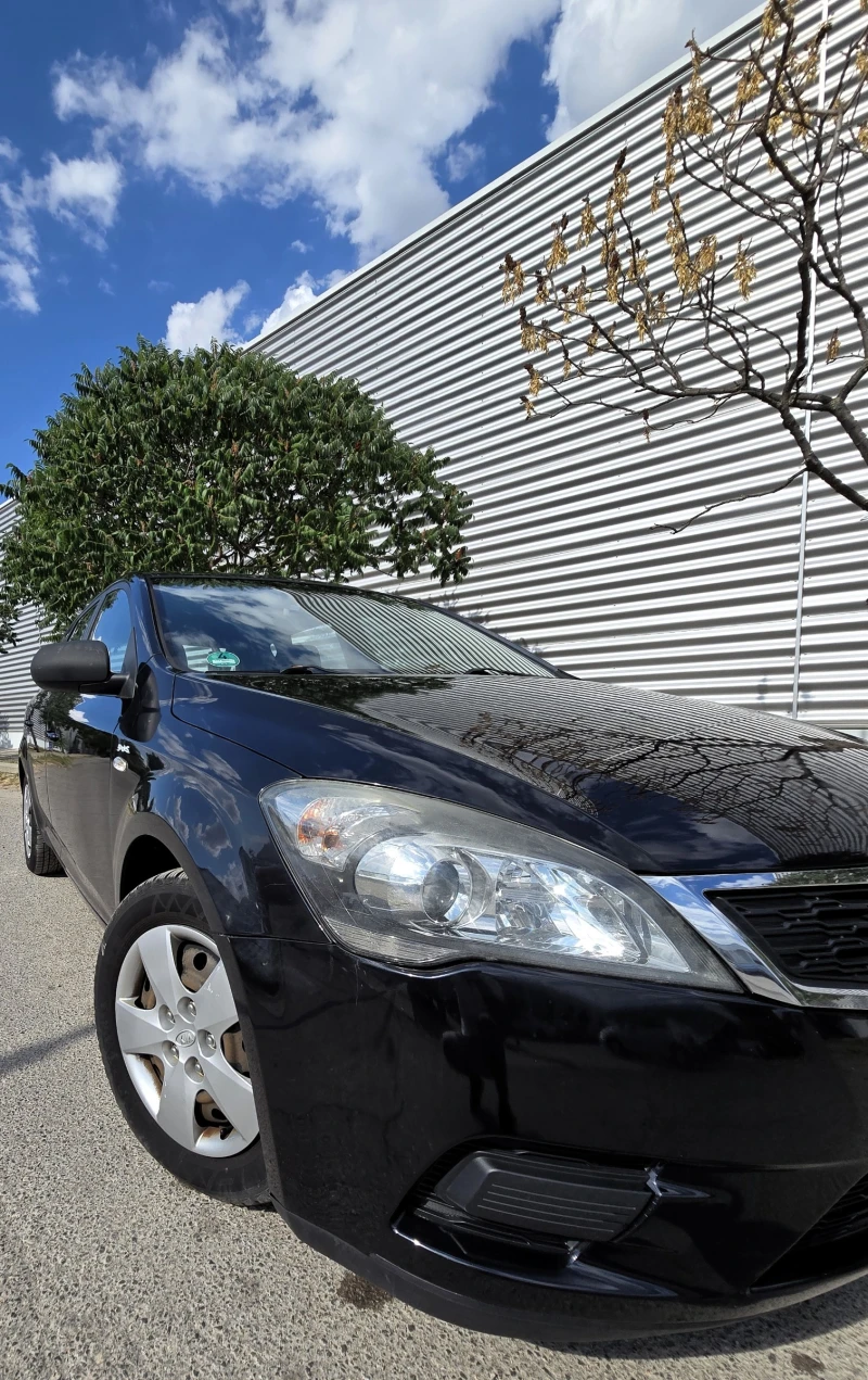 Kia Ceed Attract TUV, снимка 3 - Автомобили и джипове - 51060526