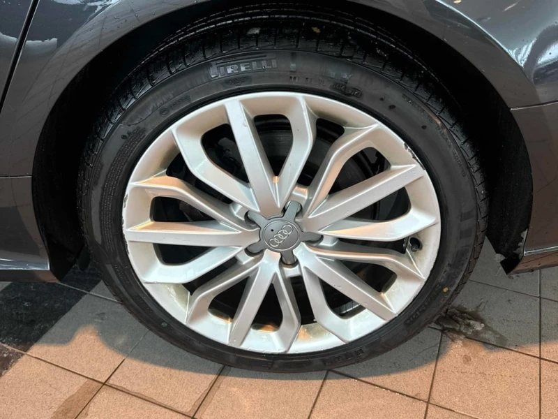 Audi A6 3.0L TDI Technik  CARFAX, снимка 13 - Автомобили и джипове - 53201570