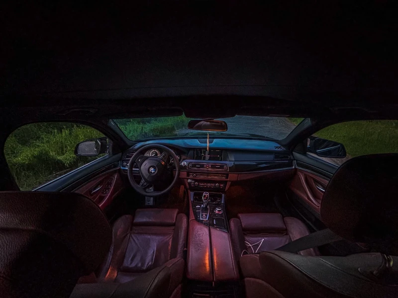 BMW 520, снимка 9 - Автомобили и джипове - 53427669