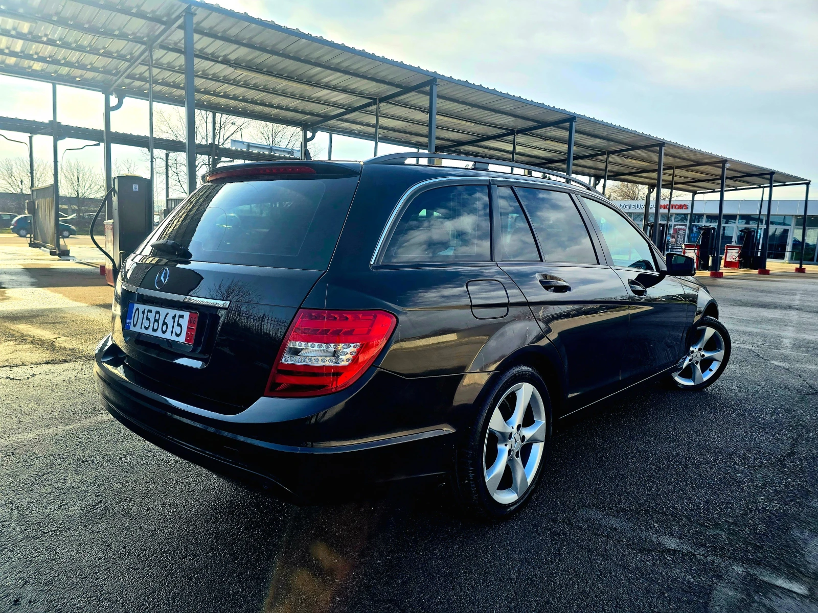 Mercedes-Benz C 220 FACELIFT* 2.2дизел/* 136к.с. - изображение 5