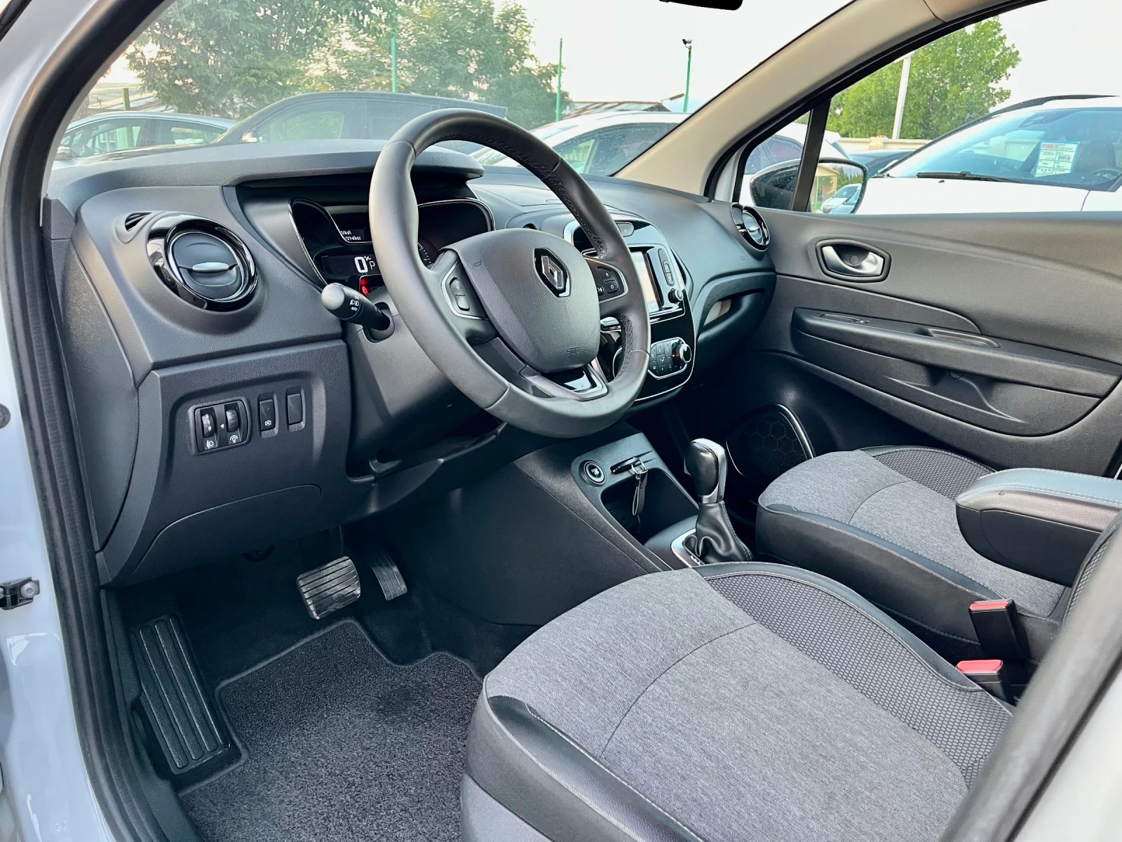 Renault Captur 1.5 dci R-link - изображение 8