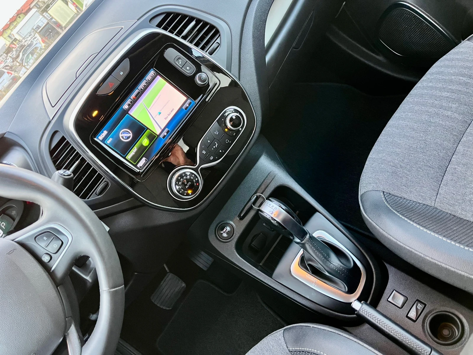 Renault Captur 1.5 dci R-link - изображение 10