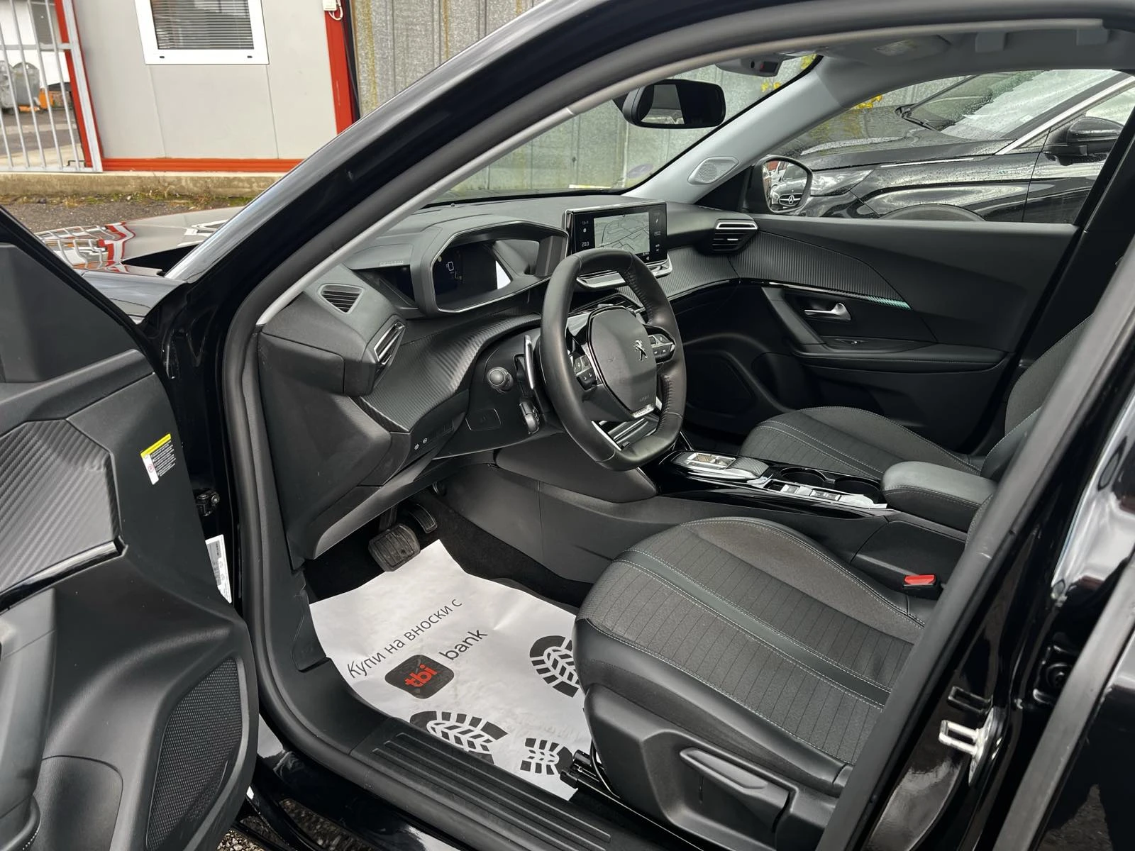 Peugeot 2008 Allure 3D    Carplay Navi LED | Mobile.bg   7