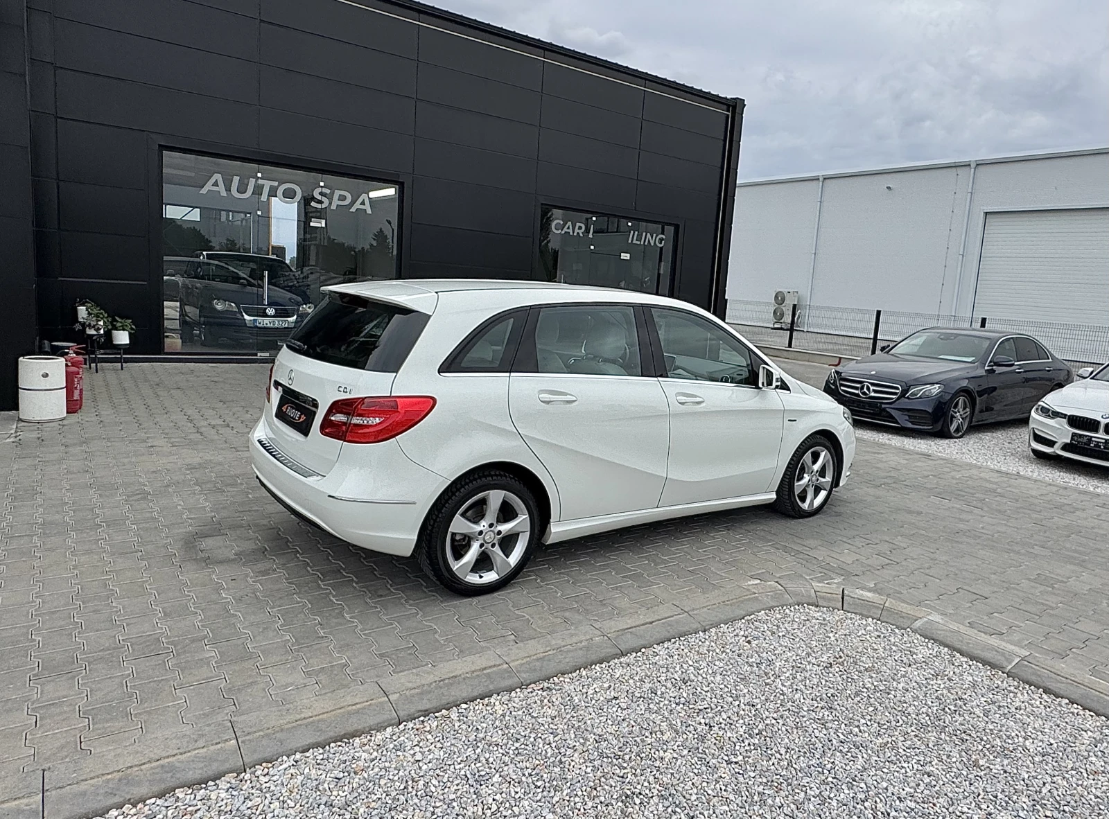 Mercedes-Benz B 180 CDi * Premium*  - изображение 4