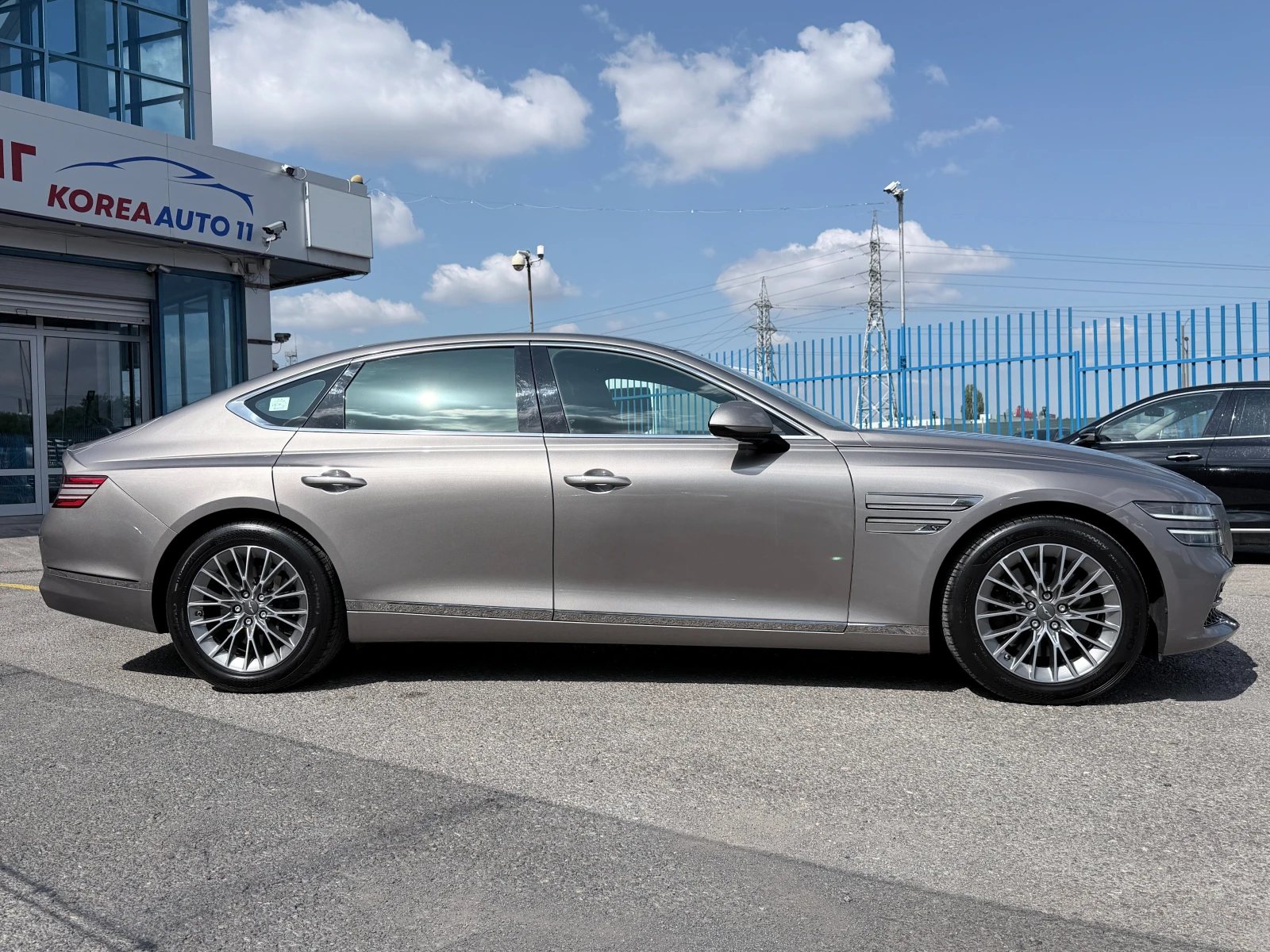 Genesis G80 Лизинг, Гаранция, Сервиз, Резервничасти, снимка 4 - Автомобили и джипове - 52651150